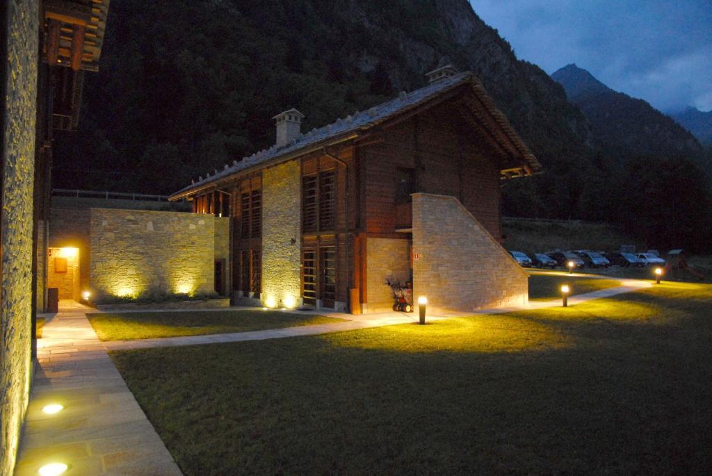 Pietre Gemelle Resort Alagna Valsesia Bagian luar foto